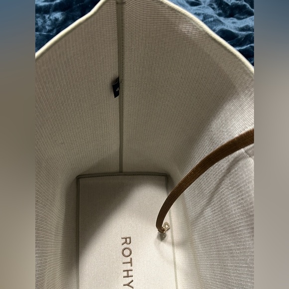 Rothy’s lwt - Picture 8 of 9